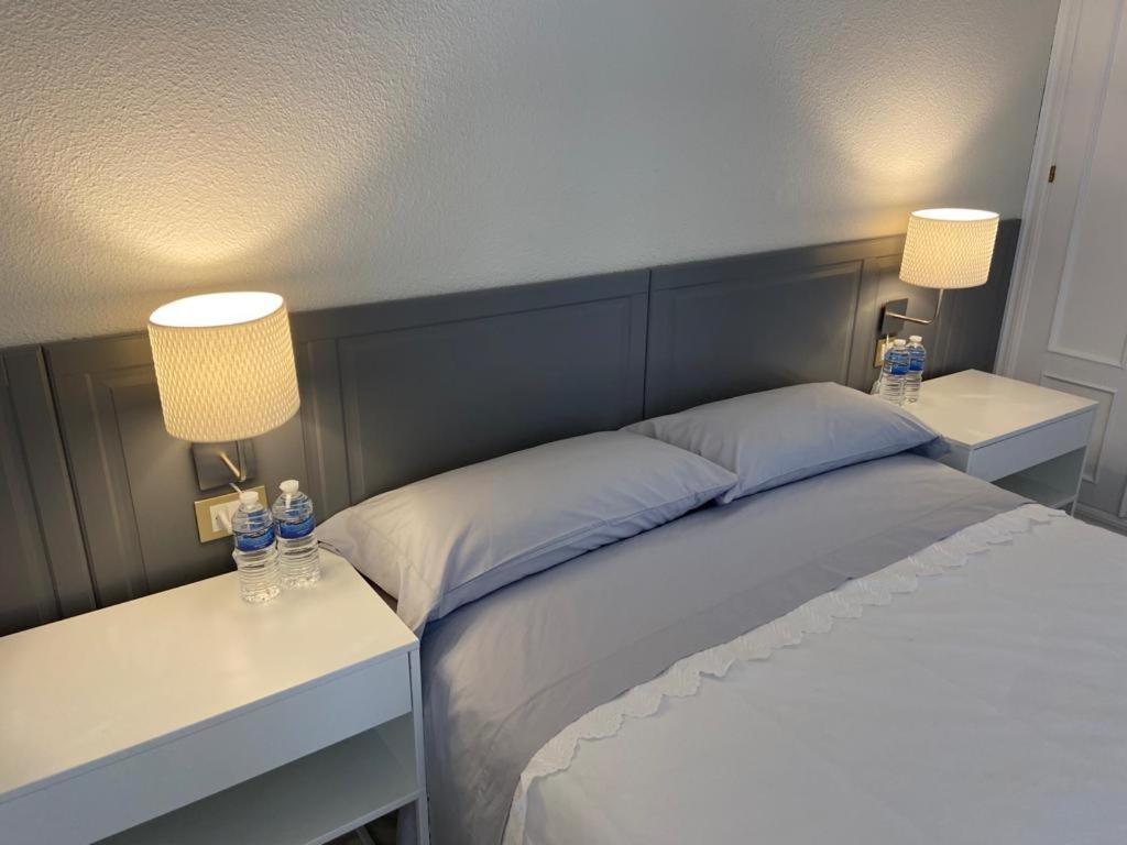 Precioso Apartamento Los Remedios Triana Plaza Espana Y Centro Historico Sevilla Bagian luar foto